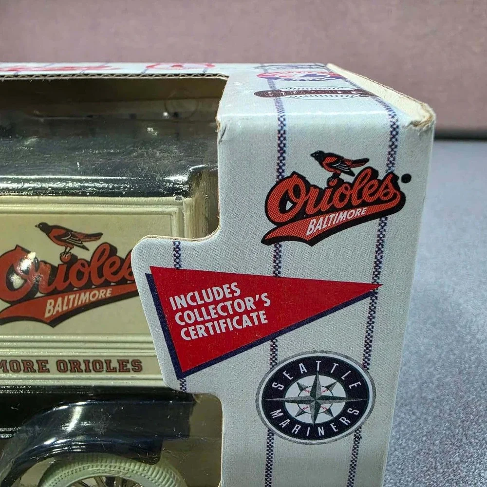 Ertl Baltimore Orioles Die Cast Metal Bank Cream New American Pastime